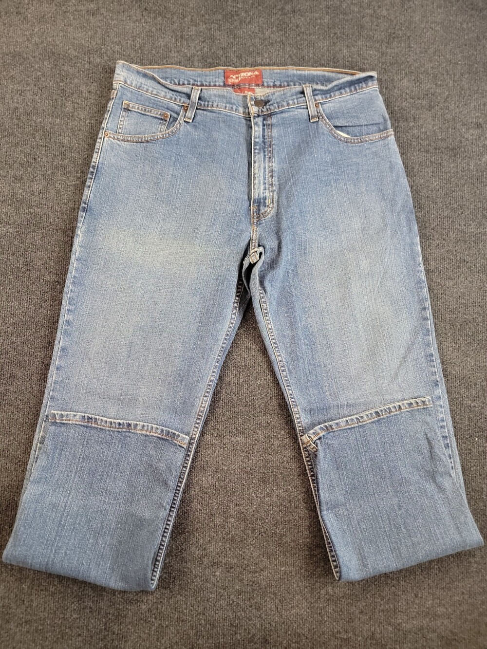 Arizona Jeans Co Men's Flex Relaxed Straight 36 x 32 Stretch Cotton Light Wash